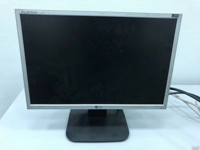 Лот: 13203283. Фото: 1. ЖК-монитор. ЖК-мониторы