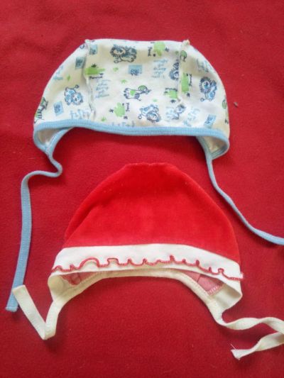 Лот: 6510621. Фото: 1. Чепчик и шапочка для новорожденного. Головные уборы