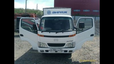 Лот: 13965285. Фото: 1. Грузовик Hino Dutro. Грузовики, автобусы, спецтехника