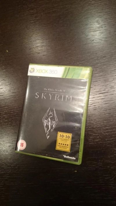 Лот: 5167439. Фото: 1. TES 5 Skyrim XBOX 360. Игры для консолей
