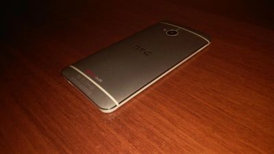 Лот: 8440961. Фото: 1. HTC One m7. Смартфоны