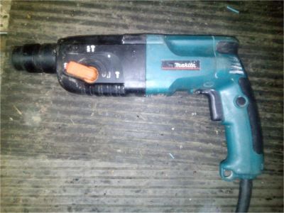 Лот: 10520217. Фото: 1. Перфоратор makita 2450 после обслуживания. Электроинструмент