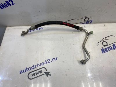 Лот: 21710748. Фото: 1. шланг кондиционера Mazda Demio... Двигатель и элементы двигателя