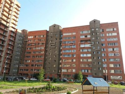 Лот: 14065303. Фото: 1. 1-комнатная квартира на ул. Грунтовая... Квартиры, студии