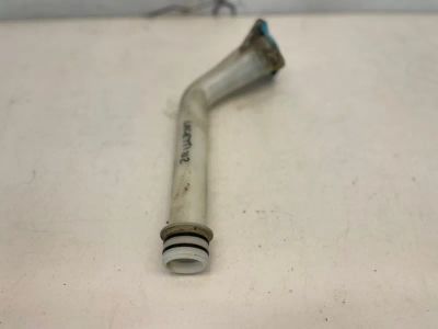Лот: 21703429. Фото: 1. горловина бачка омывателя Chevrolet... Двигатель и элементы двигателя