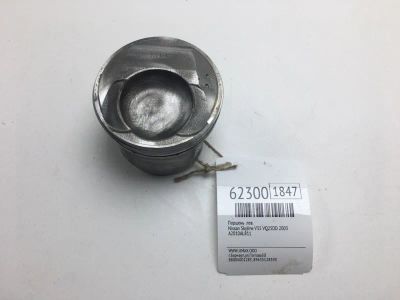 Лот: 20401813. Фото: 1. Поршень Nissan Skyline 2003 A2010AL811... Двигатель и элементы двигателя
