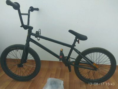 Лот: 10091551. Фото: 1. Велосипед bmx Mongoose black. Велосипеды