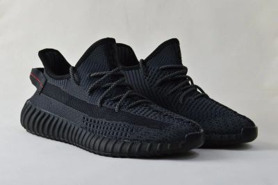 Лот: 16853191. Фото: 1. Кроссовки мужские Adidas Yeezy... Кеды, кроссовки, слипоны