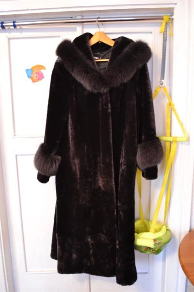 Лот: 3490311. Фото: 1. продам шубу. Верхняя одежда