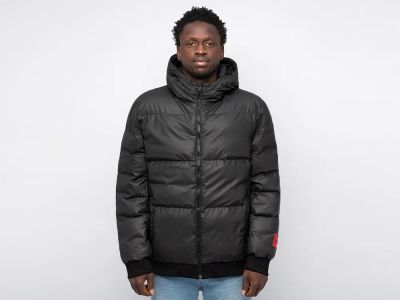 Лот: 21002736. Фото: 1. Куртка зимняя Hugo Boss. Верхняя одежда