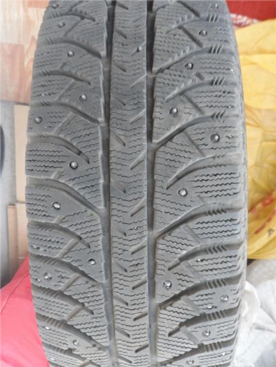 Лот: 8300230. Фото: 1. bridgestone ice cruiser 7000 195... Шины