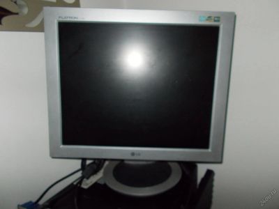 Лот: 5950779. Фото: 1. Продам монитор LG Flatron L1730P... ЖК-мониторы