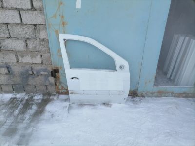 Лот: 20077574. Фото: 1. Дверь Ларгус Рено передняя правая... Кузов