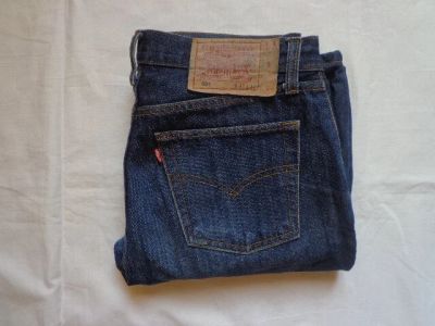 Лот: 8934470. Фото: 1. Джинсы мужские Levis 501 made... Брюки, джинсы, шорты