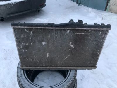 Лот: 17292169. Фото: 1. Радиатор Ниссан санни Sanni fb... Двигатель и элементы двигателя