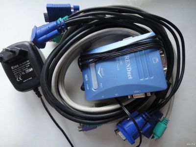 Лот: 17556580. Фото: 1. Trendnet KVM Switch TK-200. Другое (периферия)