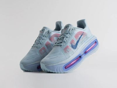 Лот: 25765033. Фото: 1. Кроссовки Nike Vomero Premium. Кеды, кроссовки, слипоны
