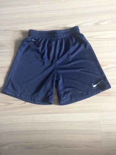 Лот: 9829932. Фото: 1. Шорты на подростка Nike, размер... Брюки, шорты, джинсы