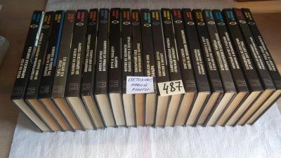 Лот: 10040208. Фото: 1. 21 книга из серии "SAS" одним... Художественная