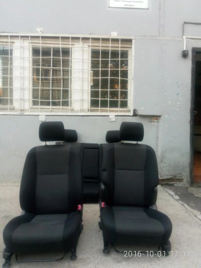 Лот: 8259035. Фото: 1. Сидения Toyota Corolla Fielder... Салон