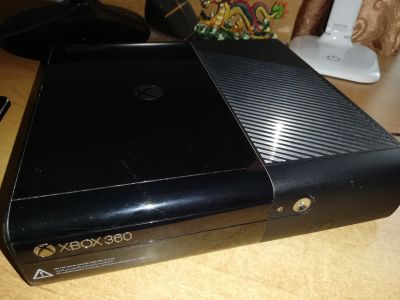 Лот: 15227180. Фото: 1. Xbox 360E 500gb. Игровые приставки, консоли
