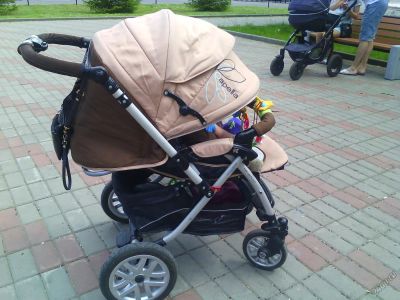 Лот: 5651642. Фото: 1. продам прогулочную коляску. Коляски