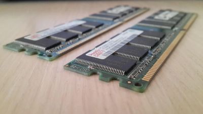 Лот: 4926925. Фото: 1. Память Hynix 512Mb PC3200U-30330... Оперативная память