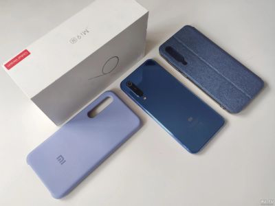 Лот: 18271309. Фото: 1. Xiaomi Mi 9 SE Отличное состояние. Смартфоны