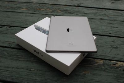 Лот: 5181268. Фото: 1. Apple iPad Air Wi-Fi + Cellular... Планшеты