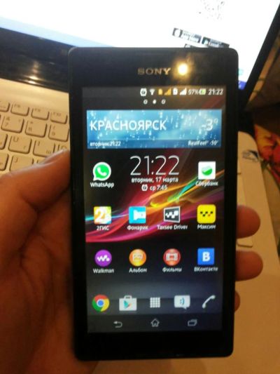 Лот: 5252619. Фото: 1. Продам Sony Xperia C Черный с... Смартфоны