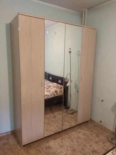 Лот: 11568757. Фото: 1. Шкаф. Другое (мебель для гостиной)