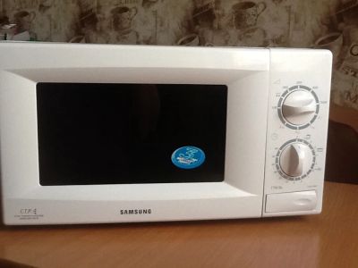 Лот: 7833888. Фото: 1. Микроволновка Samsung CE2618NR. Микроволновки, мини-печи
