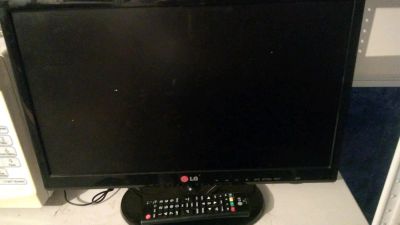 Лот: 10891697. Фото: 1. Телевизор lg 19mn43d. Телевизоры