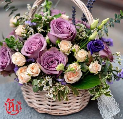 Лот: 13677203. Фото: 1. Лот № 415 Корзина с цветами -... Свежие цветы