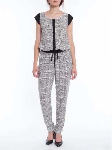 Лот: 8038789. Фото: 1. Длинный комбинезон. Размер 46... Комбинезоны