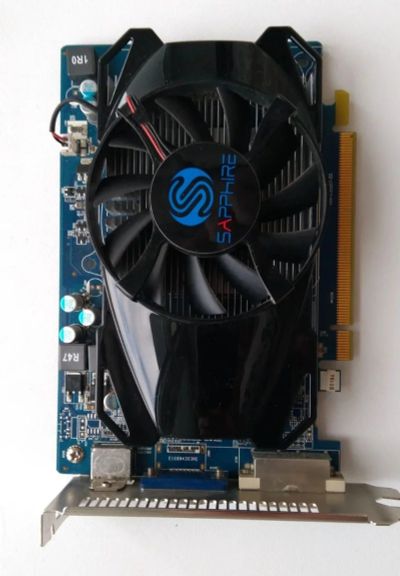 Лот: 18314177. Фото: 1. Sapphire radeon HD6670. Видеокарты