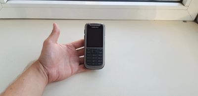 Лот: 20677470. Фото: 1. Кнопочный телефон Samsung Xcover... Кнопочные мобильные телефоны