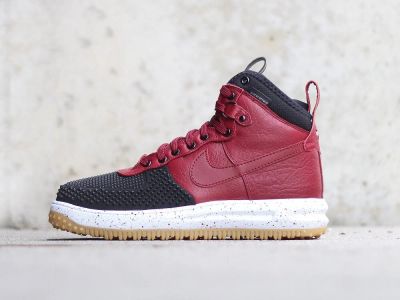 Лот: 10376070. Фото: 1. Nike Lunar Force 1 Duckboot GM. Кеды, кроссовки, слипоны