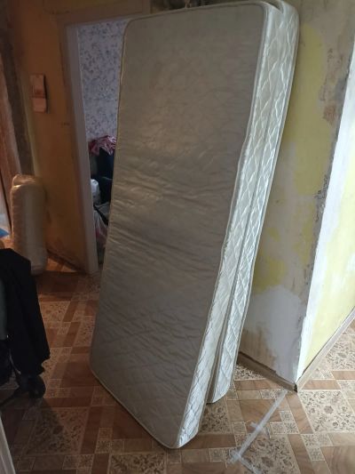 Лот: 22268791. Фото: 1. Матрас 2шт 80*200, приезжай забирай. Матрасы