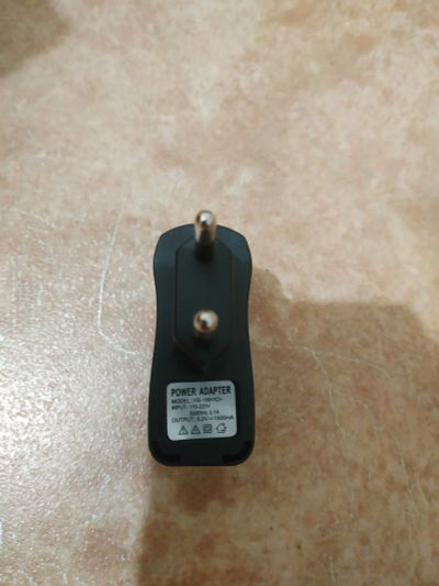 Лот: 12305641. Фото: 1. Сетевой адаптер усб (USB) блок... Зарядные устройства, блоки питания, адаптеры сетевые для смартфонов