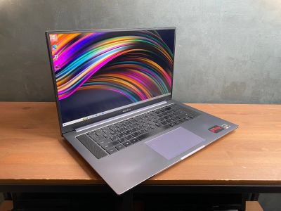 Лот: 25734335. Фото: 1. Honor Pro 16,1" IPS/R5-3500U/512... Ноутбуки
