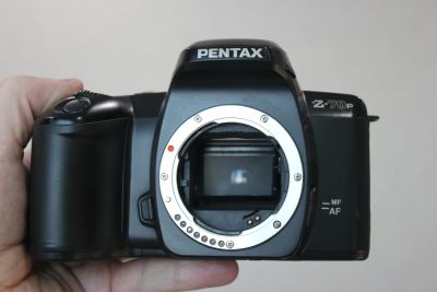 Лот: 15618907. Фото: 1. Фотоаппарат Pentax Z-70P. Плёночные зеркальные
