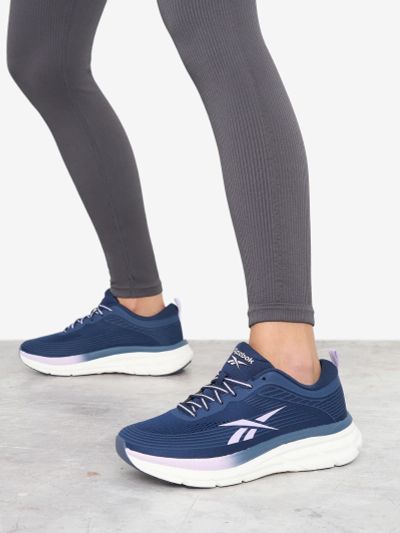 Лот: 25368517. Фото: 1. Кроссовки женские Reebok Road... Кеды, кроссовки, слипоны