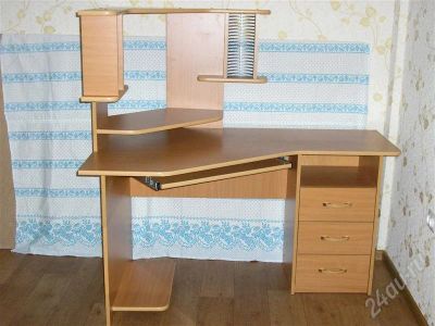 Лот: 615127. Фото: 1. Компьютерный стол. Другое (офисная мебель и домашние кабинеты)