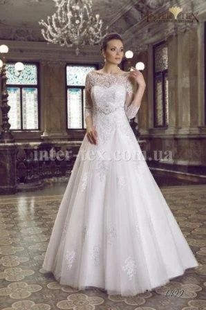 Лот: 11625172. Фото: 1. Свадебное платье А-силуэта. Свадебные платья