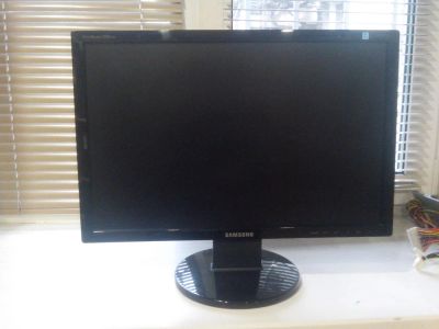 Лот: 4345829. Фото: 1. Samsung SyncMaster 2243LNX. ЖК-мониторы