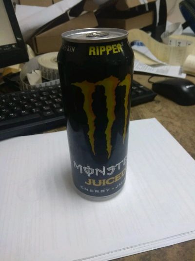 Лот: 10236584. Фото: 1. Энергетический напиток monster... Напитки