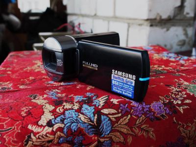 Лот: 6424296. Фото: 1. samsung hmx-q100bp видеокамера... Видеокамеры