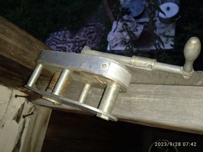 Лот: 20851738. Фото: 1. Маленькая лебёдка для мелких работ. Лебедки, тали