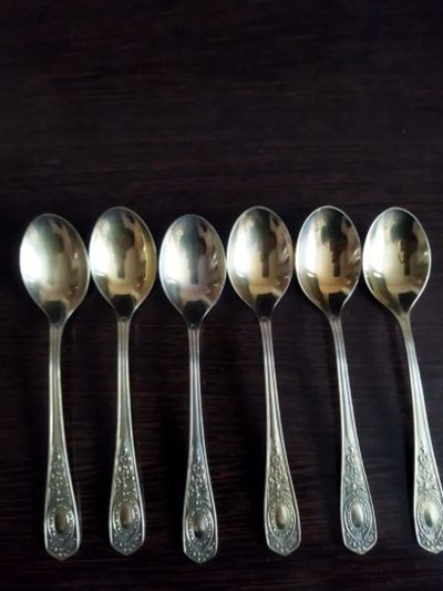 Лот: 21064446. Фото: 1. Ложки чайные мельхиоровые 6 штук... Столовые приборы, ножи